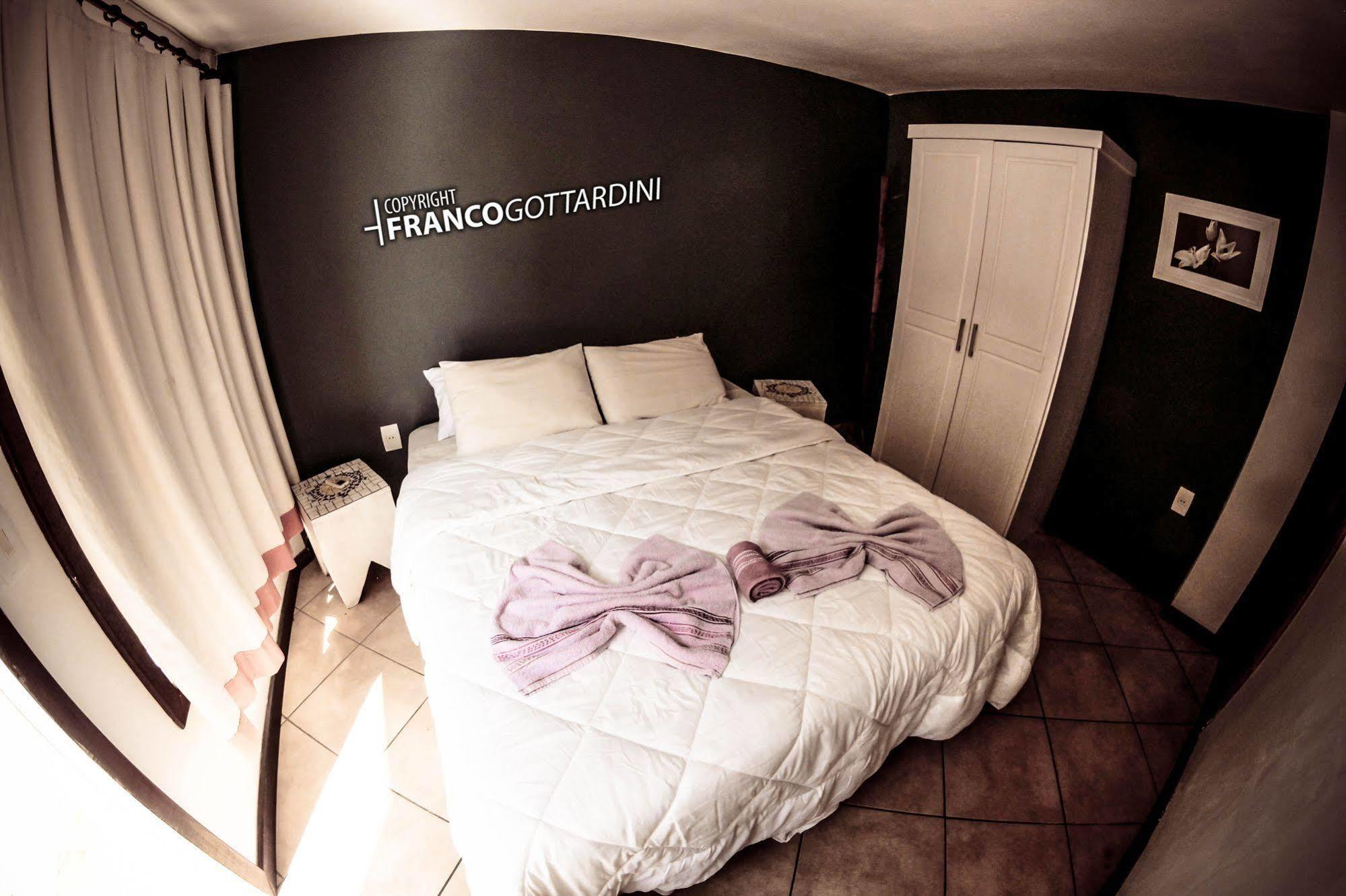Nomad Seashore Hostal *